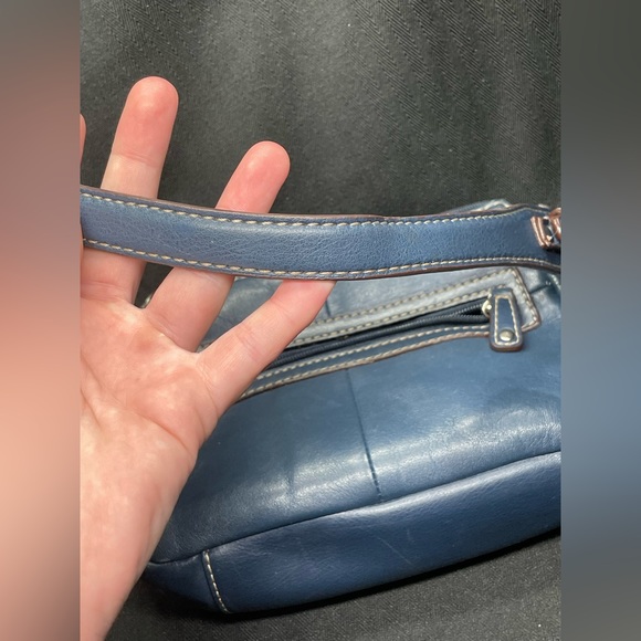 St. John’s Bay Vintage Blue Leather Handbag - Picture 14 of 15